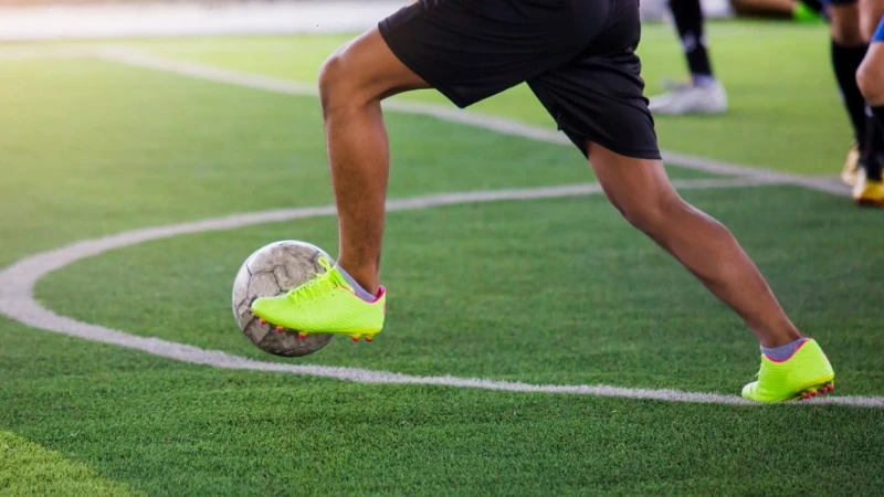 Cách thực hiện phòng ngự tầm thấp trong chiến thuật đội bóng